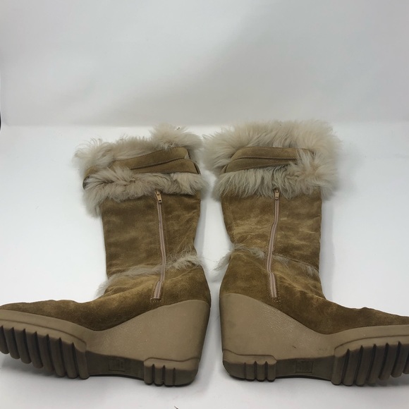 NWOT Coach Suede Fur Trim Wedge Boots size 6 - Picture 3 of 8